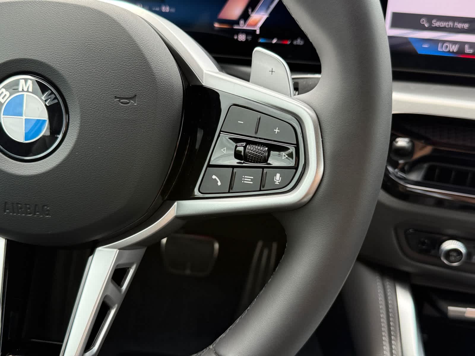 2025 BMW 2 Series 230i - Photo 28