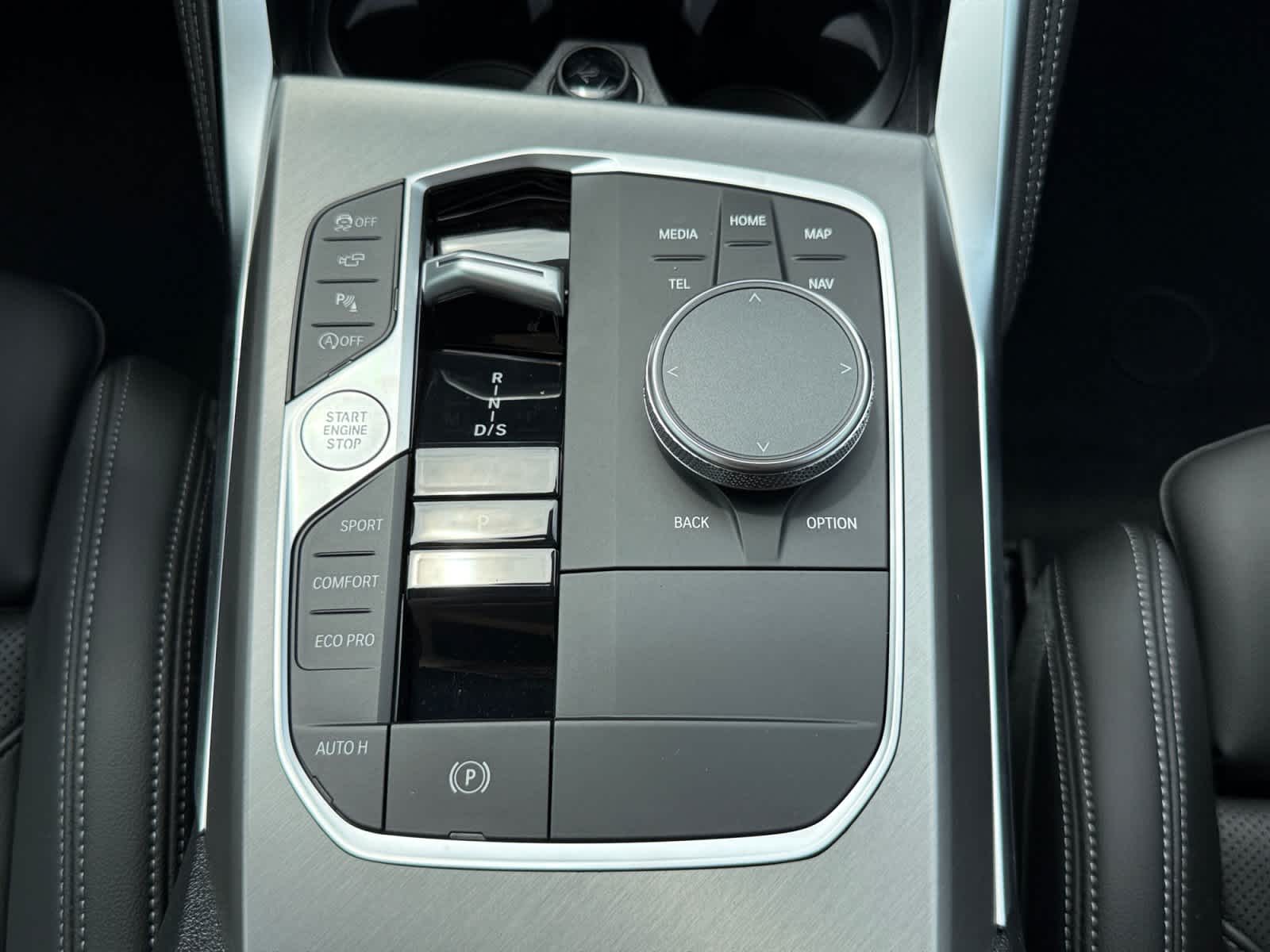 2025 BMW 2 Series 230i - Photo 20