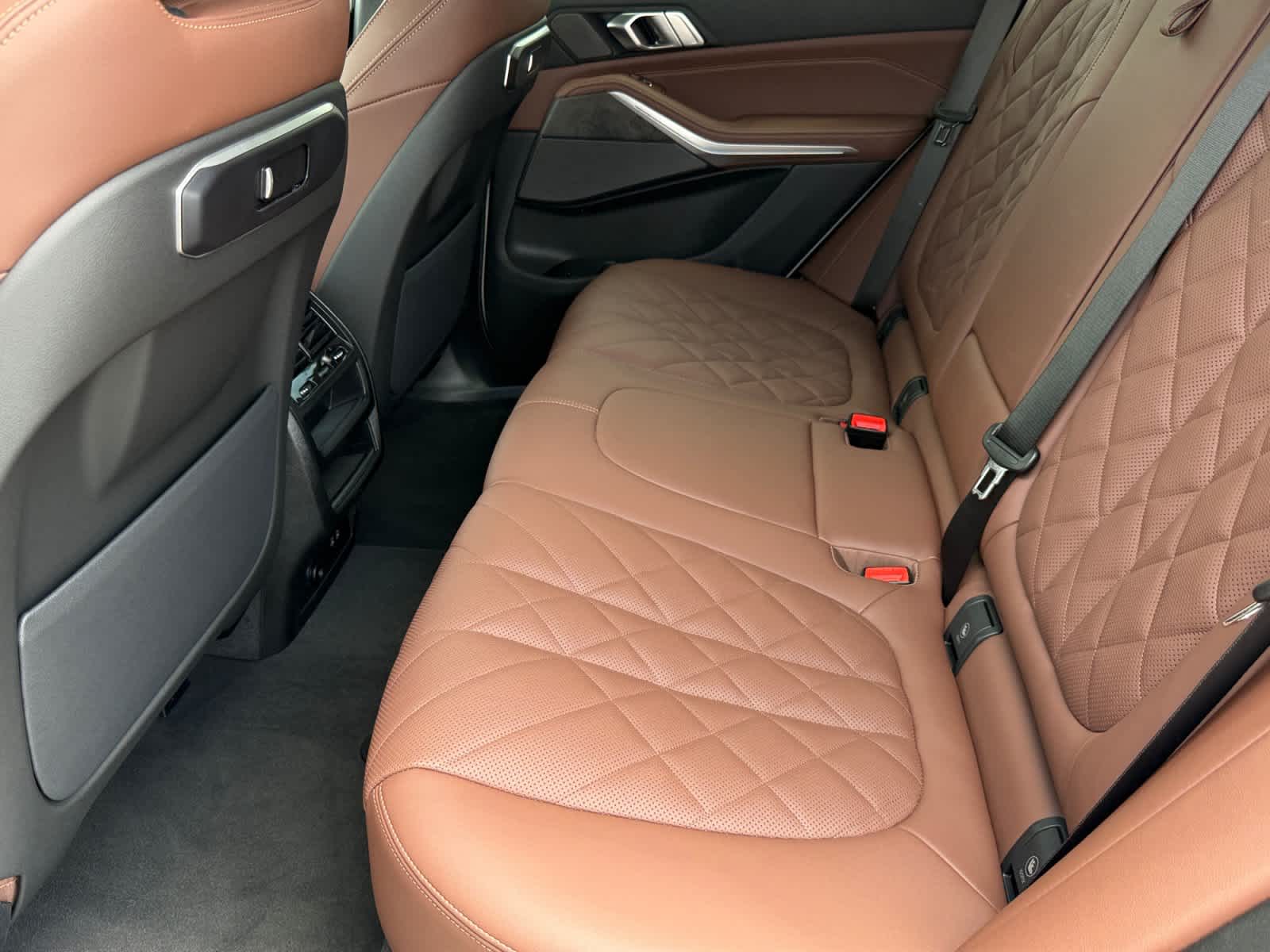 2026 BMW X5 50e - Photo 16