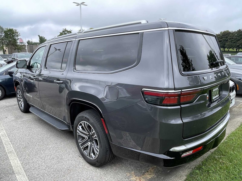 Used 2024 Jeep Wagoneer L Series II SUV