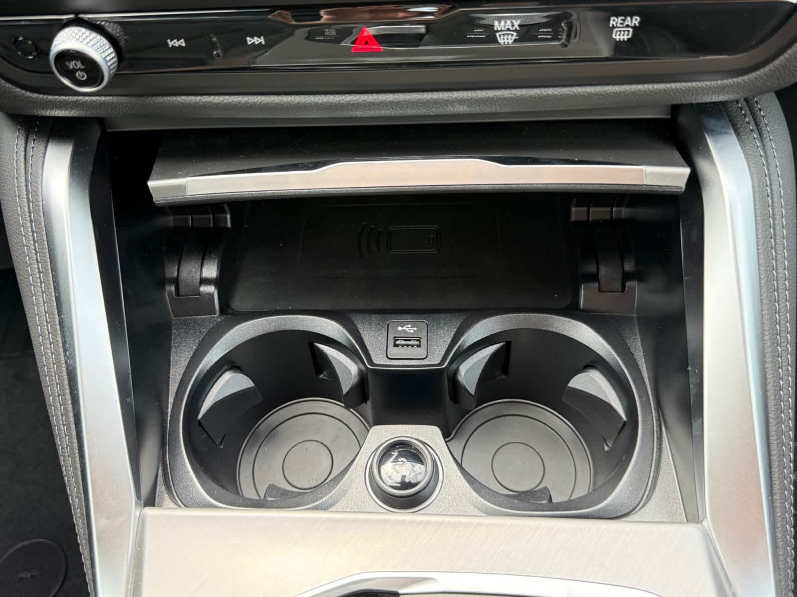 2025 BMW 2 Series 230i - Photo 19