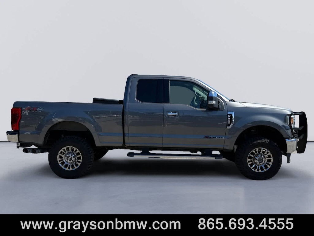 Used 2022 Ford F-250 XLT 4WD Supercab 6.75 Box Truck Super Cab