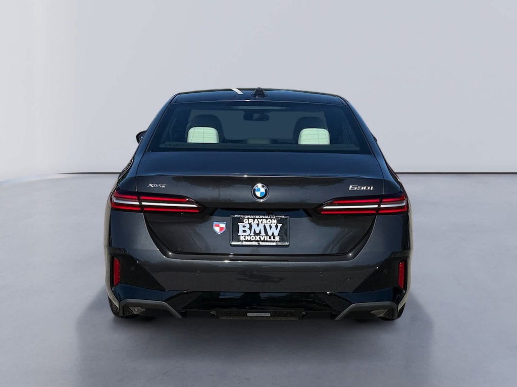 New 2027 BMW 530i xDrive Sedan