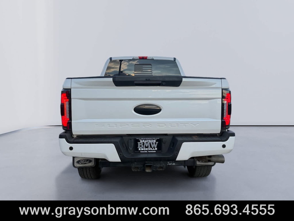 Used 2019 Ford F-250 Lariat 4WD Crew Cab 6.75 Box Truck Crew Cab
