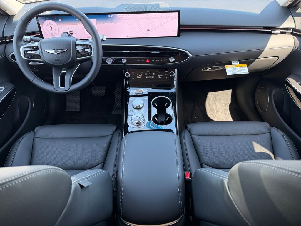2026 GENESIS GV70 Standard - Photo 14