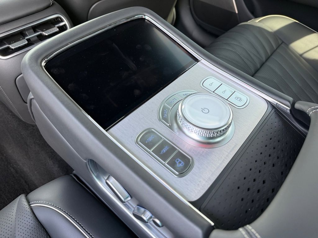 2026 GENESIS G90 Base - Photo 16