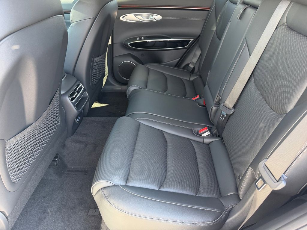 2026 GENESIS GV70 Standard - Photo 12