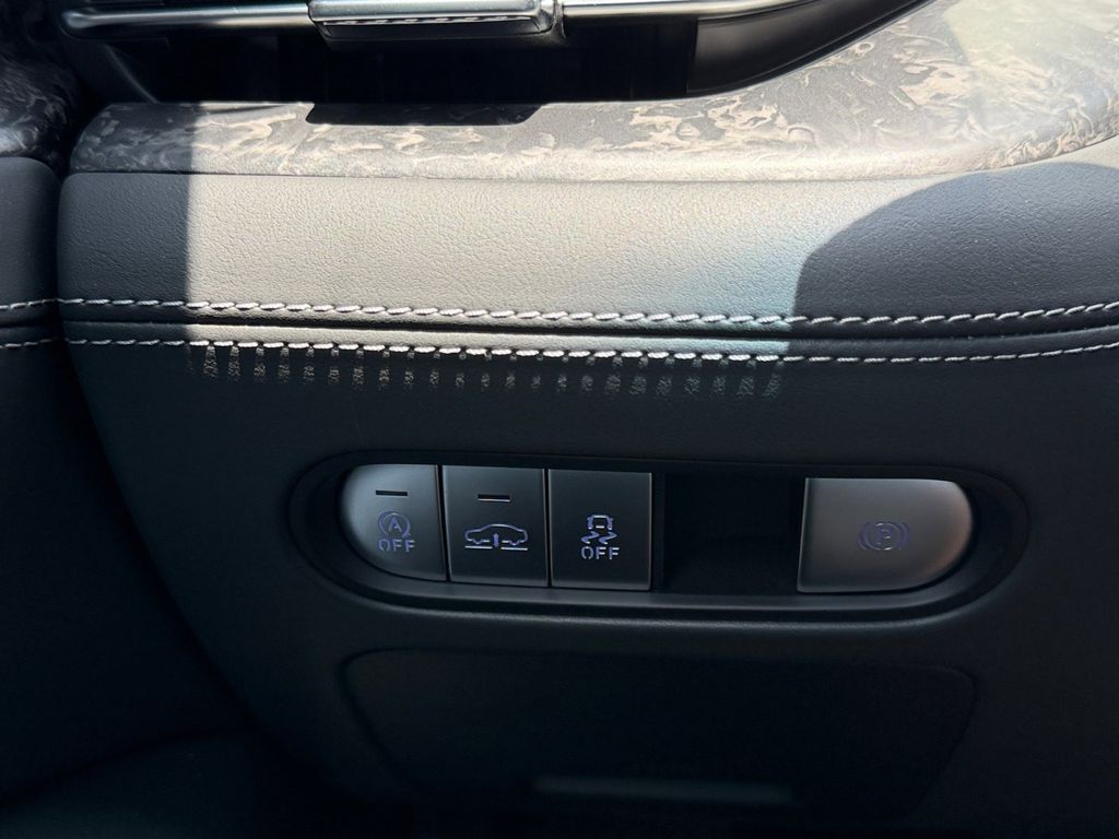 2026 GENESIS G90 Base - Photo 24