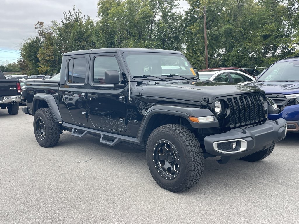 2020 Jeep Gladiator Sport Truck