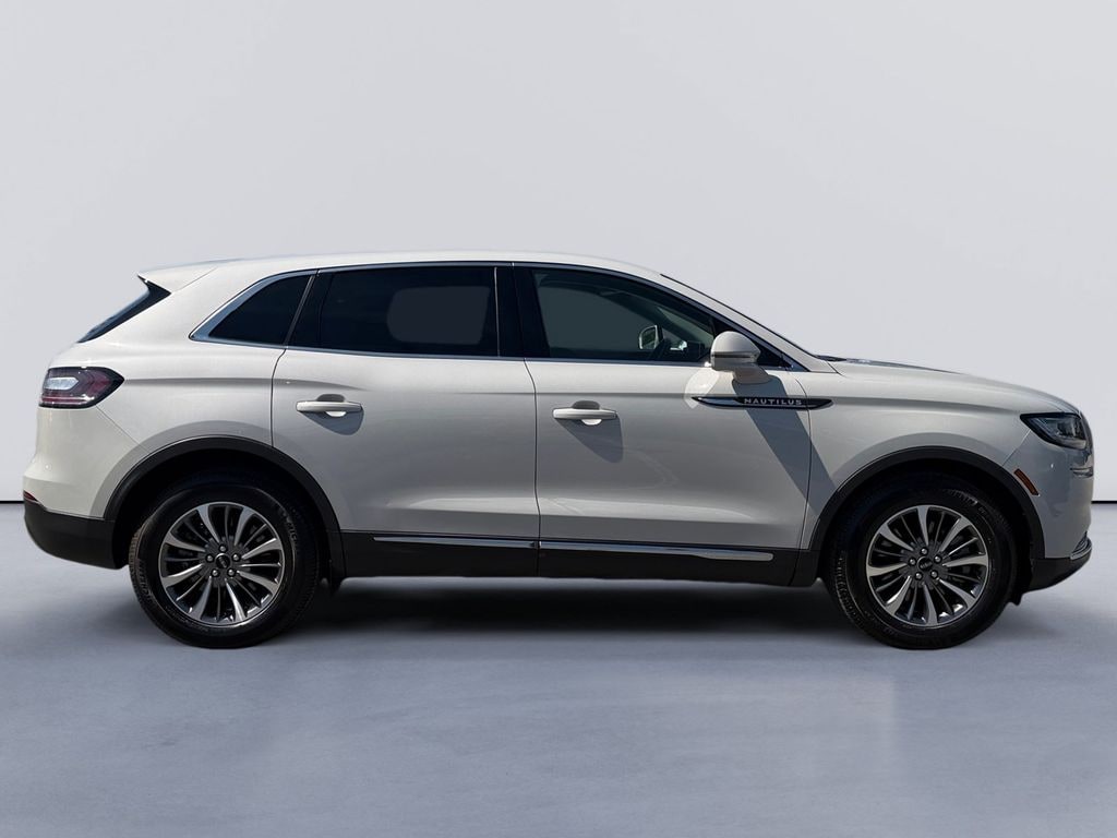 Used 2022 Lincoln Nautilus Standard SUV