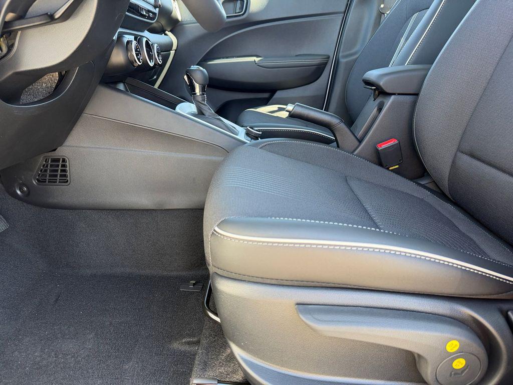 2026 Hyundai Venue SEL - Photo 11