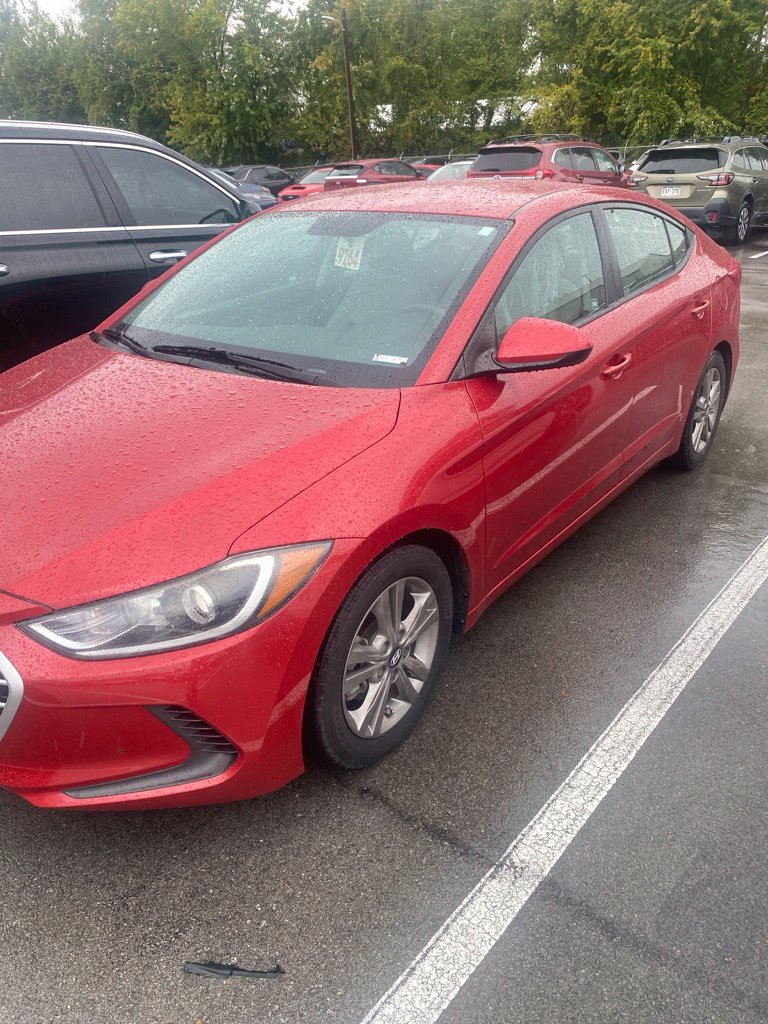  Hyundai Elantra