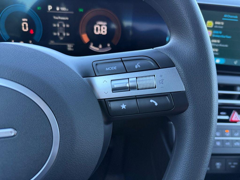 2026 Hyundai Santa Cruz SE - Photo 21