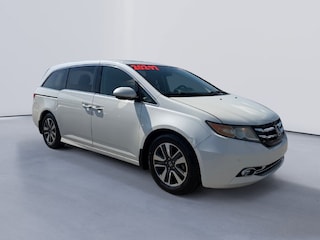 Used 2016 Honda Odyssey Touring Elite Van Passenger Van for sale in Knoxville, TN