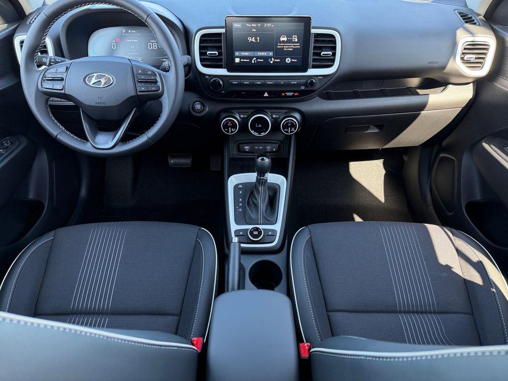 2026 Hyundai Venue SEL - Photo 14