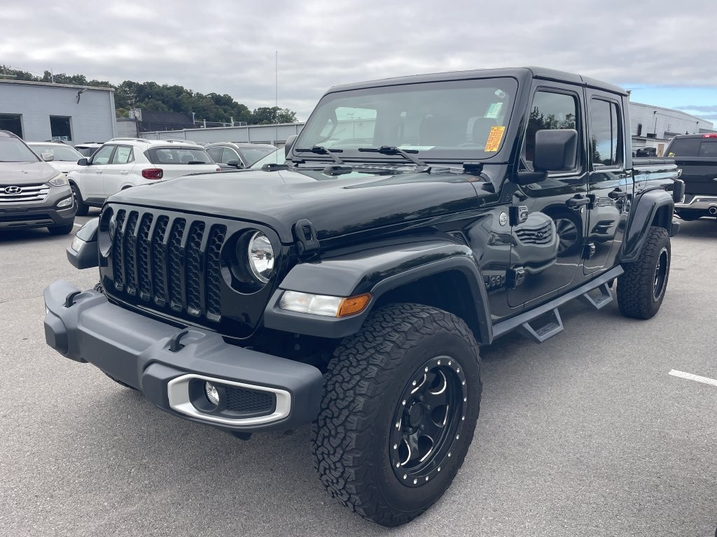 Used 2020 Jeep Gladiator Sport Truck Crew Cab