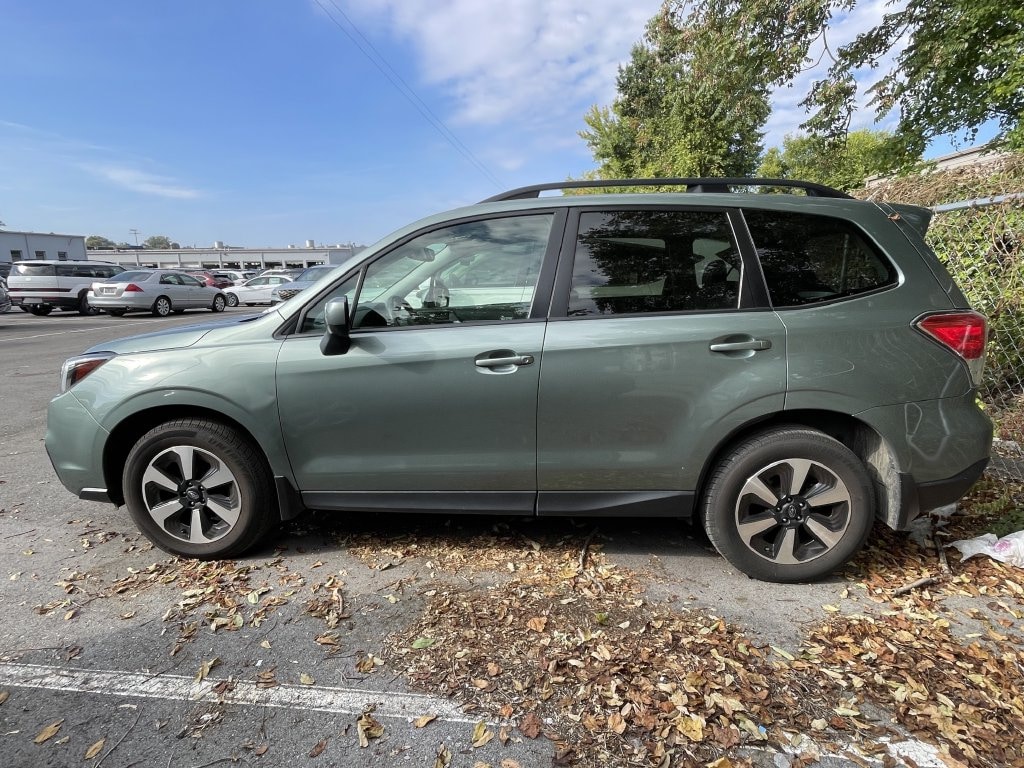 Used 2017 Subaru Forester 2.5i Premium SUV