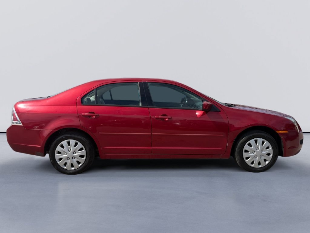 Used 2006 Ford Fusion SE with VIN 3FAFP07ZX6R220724 for sale in Knoxville, TN