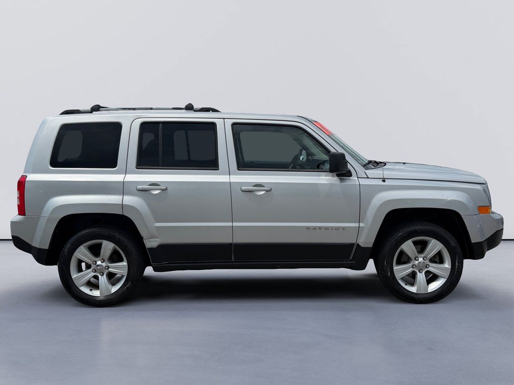 Used 2014 Jeep Patriot Limited with VIN 1C4NJRCB5ED582505 for sale in Knoxville, TN