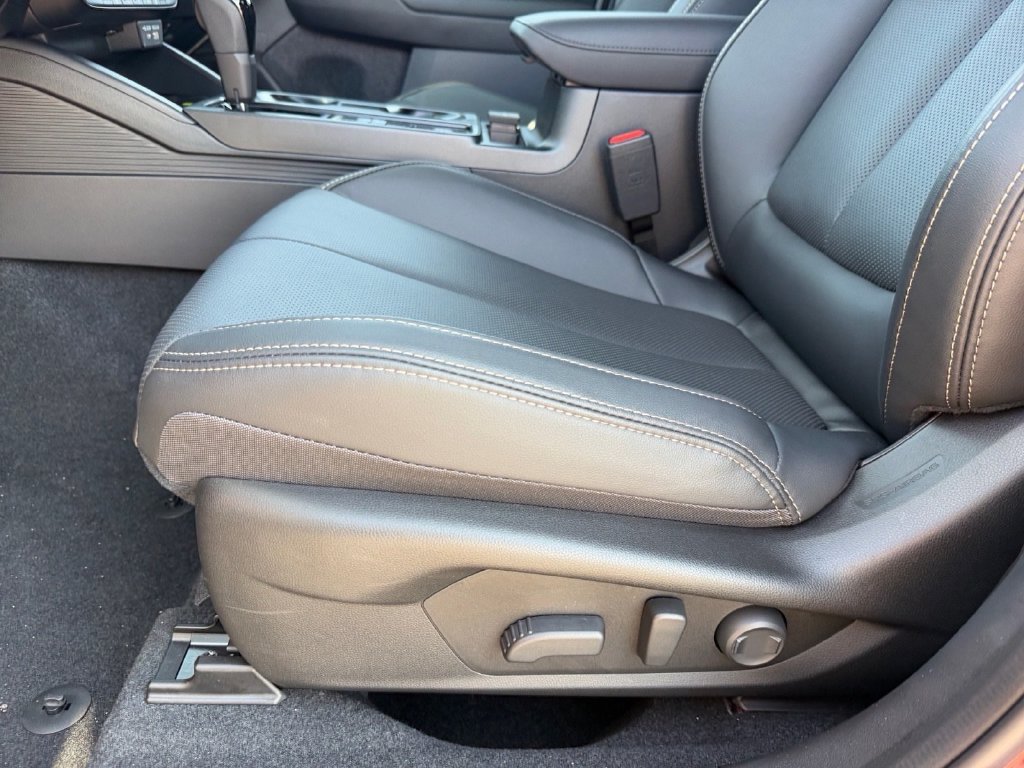2026 Subaru Outback Limited - Photo 10