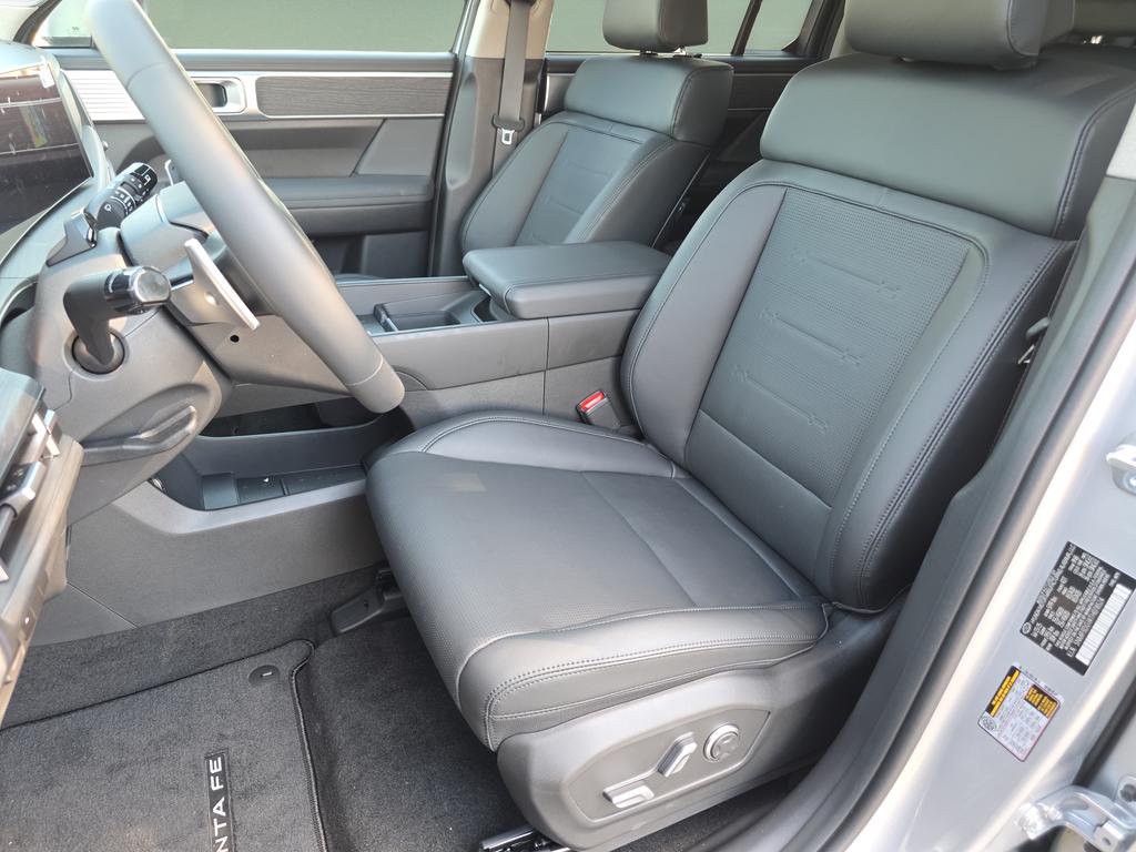 2026 Hyundai Santa Fe Limited - Photo 21