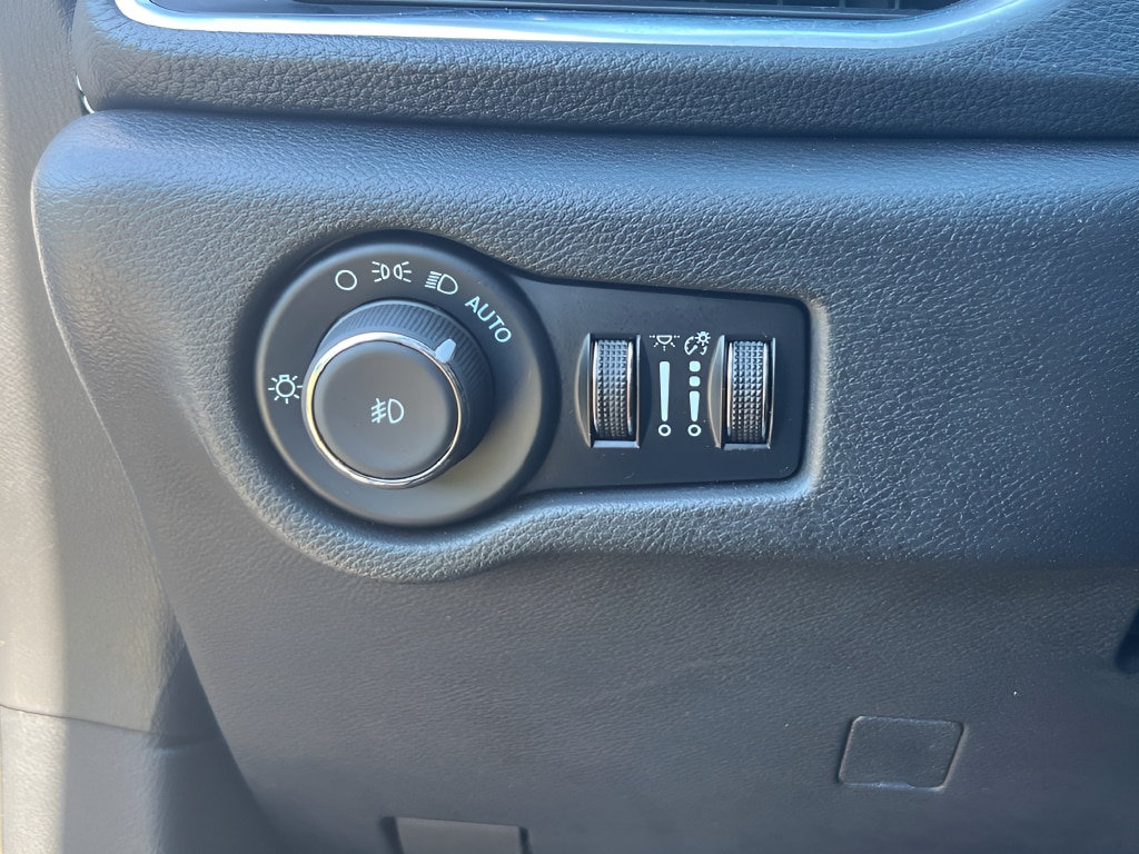 2025 Chrysler Pacifica Limited - Photo 20