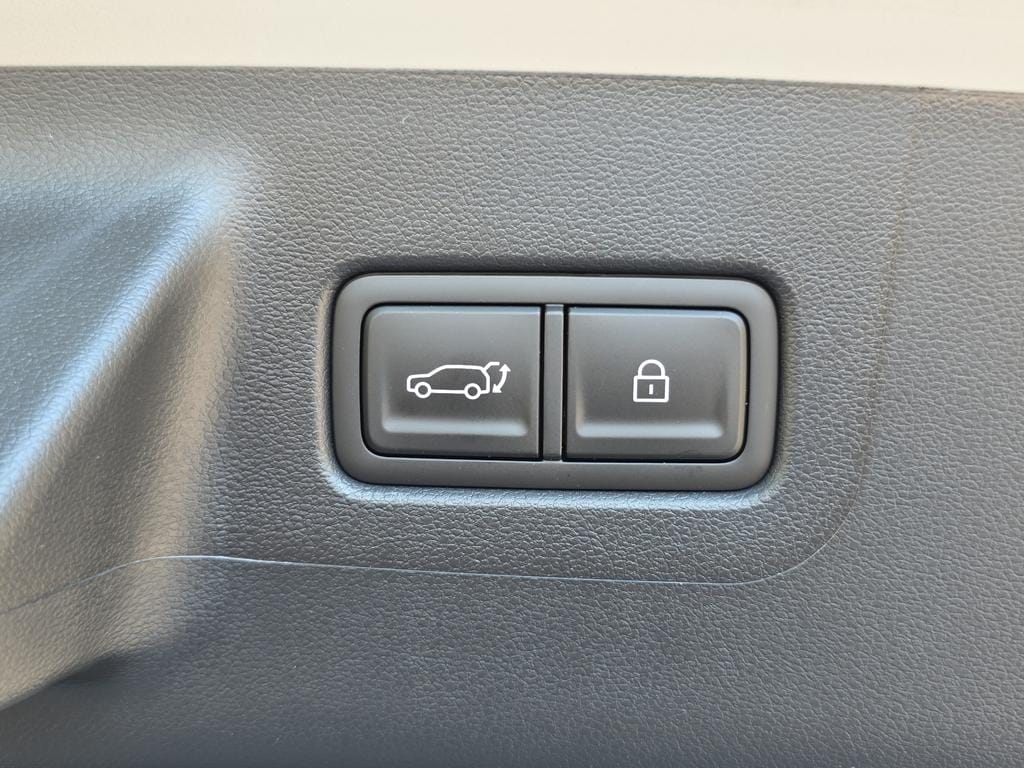 2026 Hyundai Santa Fe Limited - Photo 14