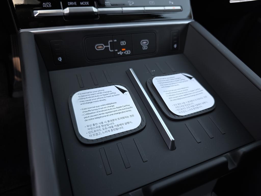 2026 Hyundai Santa Fe Limited - Photo 36