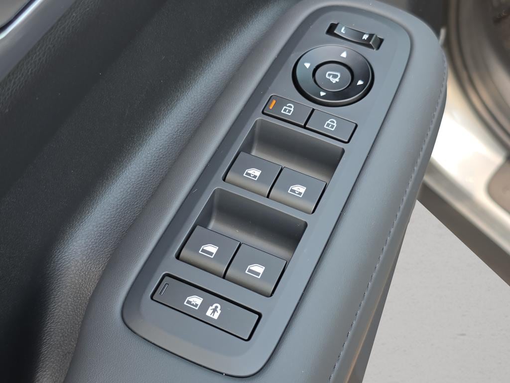 2026 Hyundai Santa Fe Limited - Photo 19