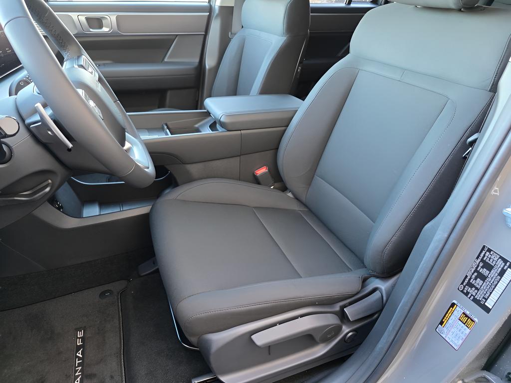2026 Hyundai Santa Fe SE - Photo 13