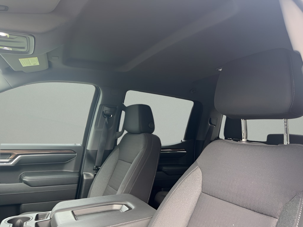 2024 Chevrolet Silverado 1500 LT - Photo 15