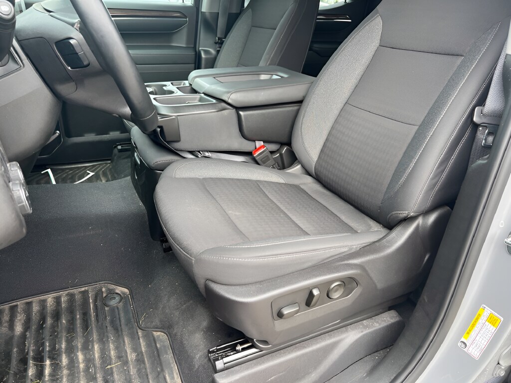 2024 Chevrolet Silverado 1500 LT - Photo 14