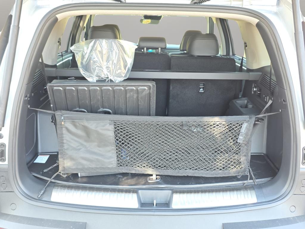 2026 Hyundai Santa Fe Limited - Photo 13