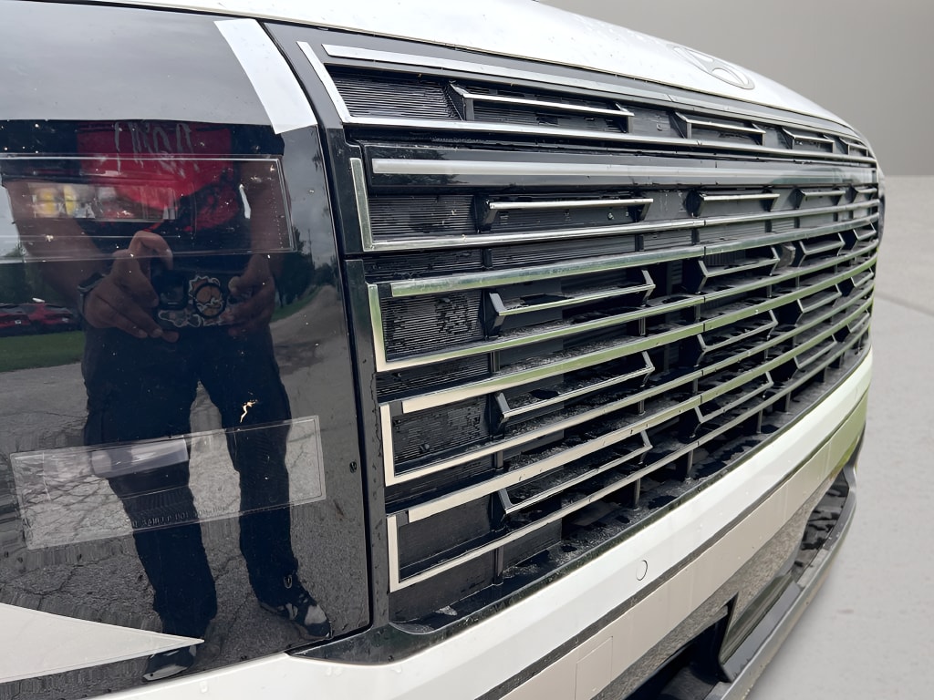 2026 Hyundai Palisade Limited - Photo 9