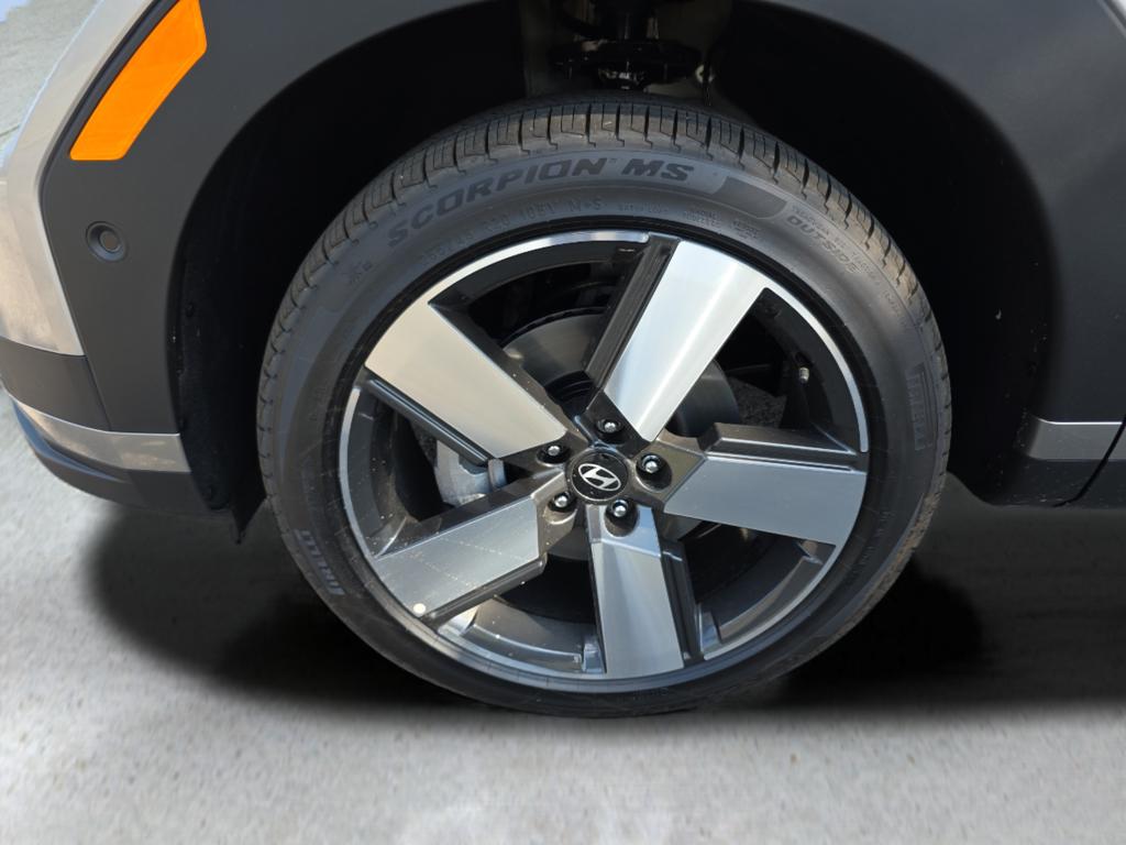 2026 Hyundai Santa Fe Limited - Photo 10