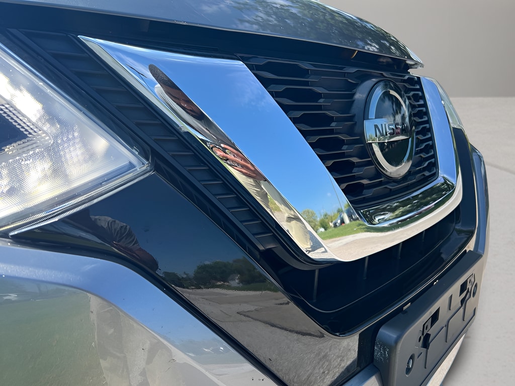 2020 Nissan Rogue SV - Photo 9