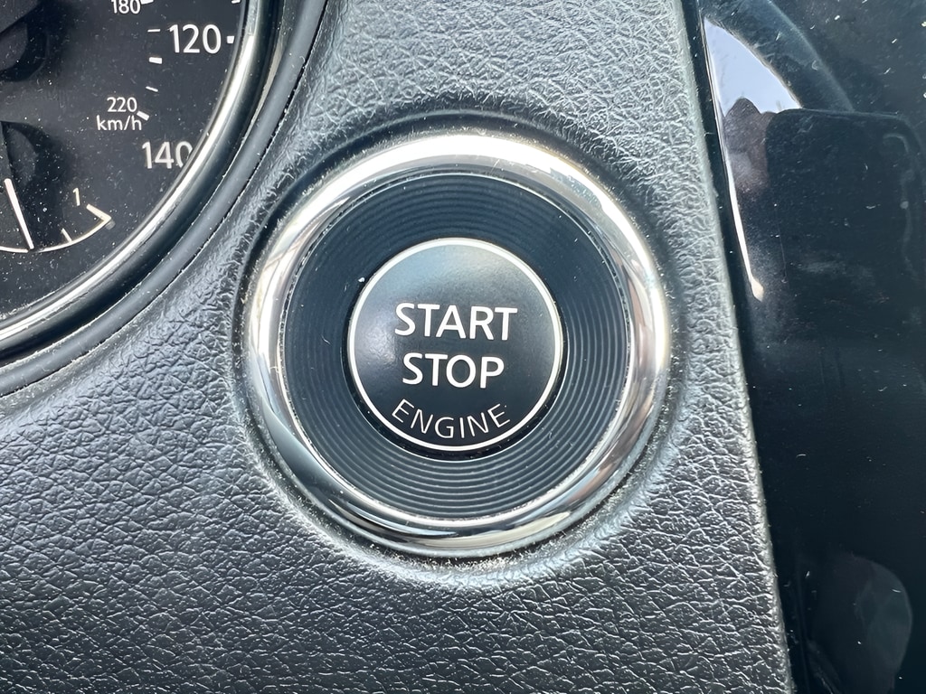 2020 Nissan Rogue SV - Photo 28