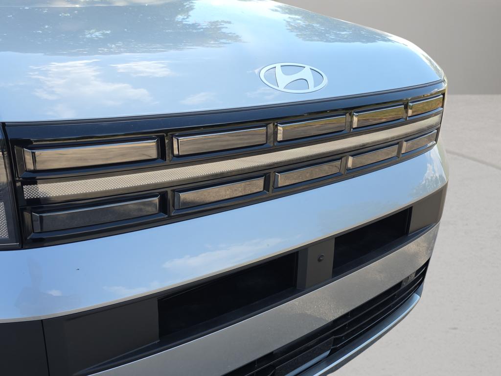 2026 Hyundai Santa Fe Limited - Photo 8