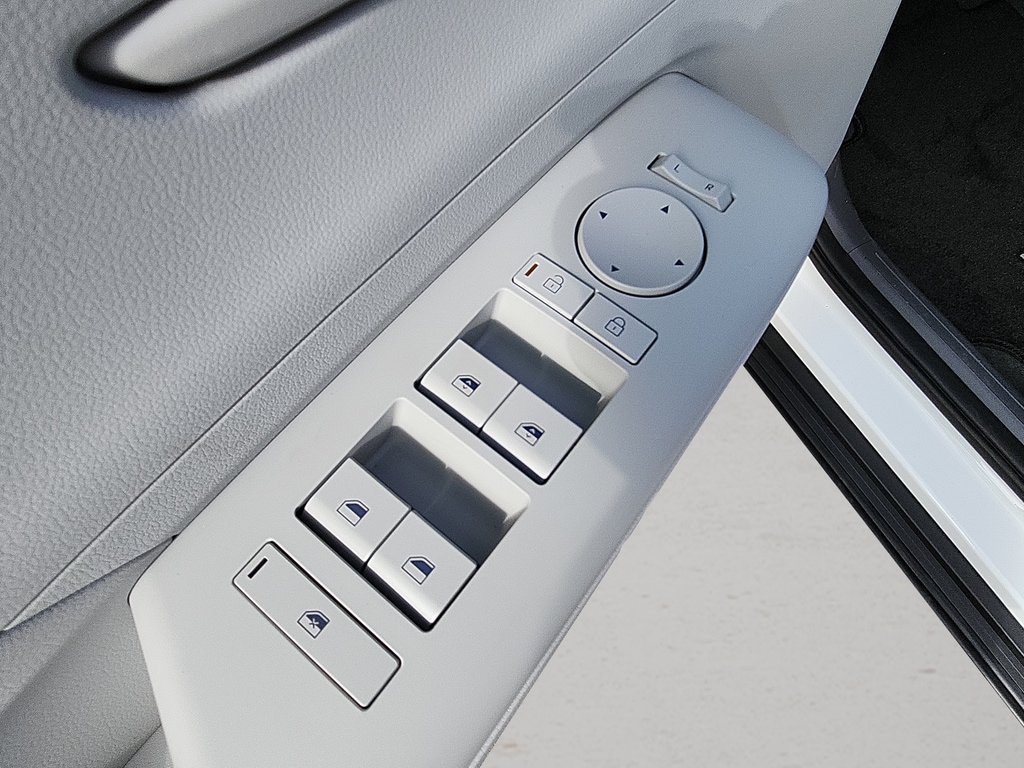 2026 Hyundai Kona SEL Sport - Photo 16
