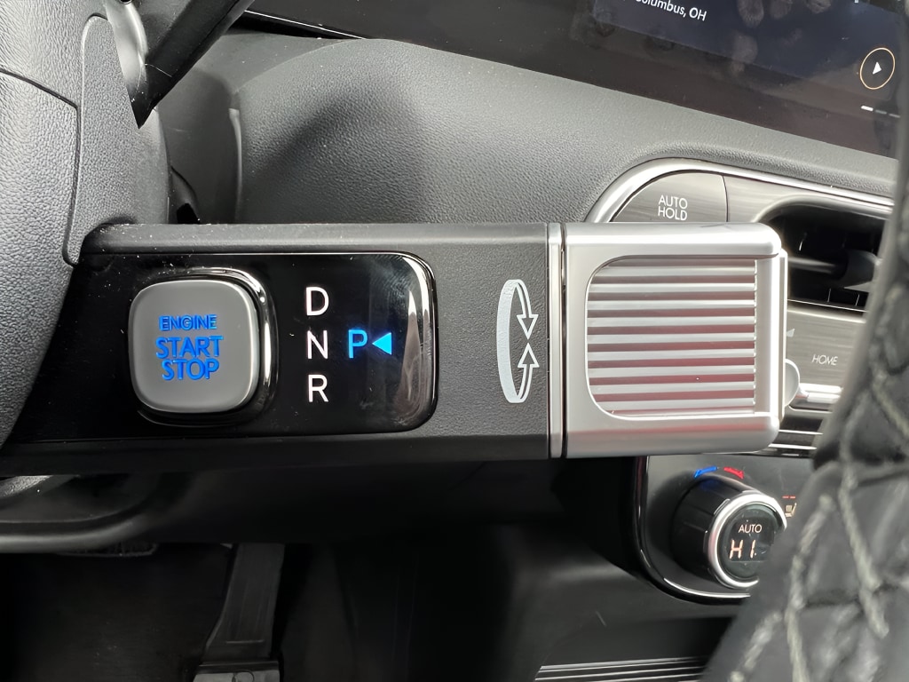 2026 Hyundai Palisade Limited - Photo 27