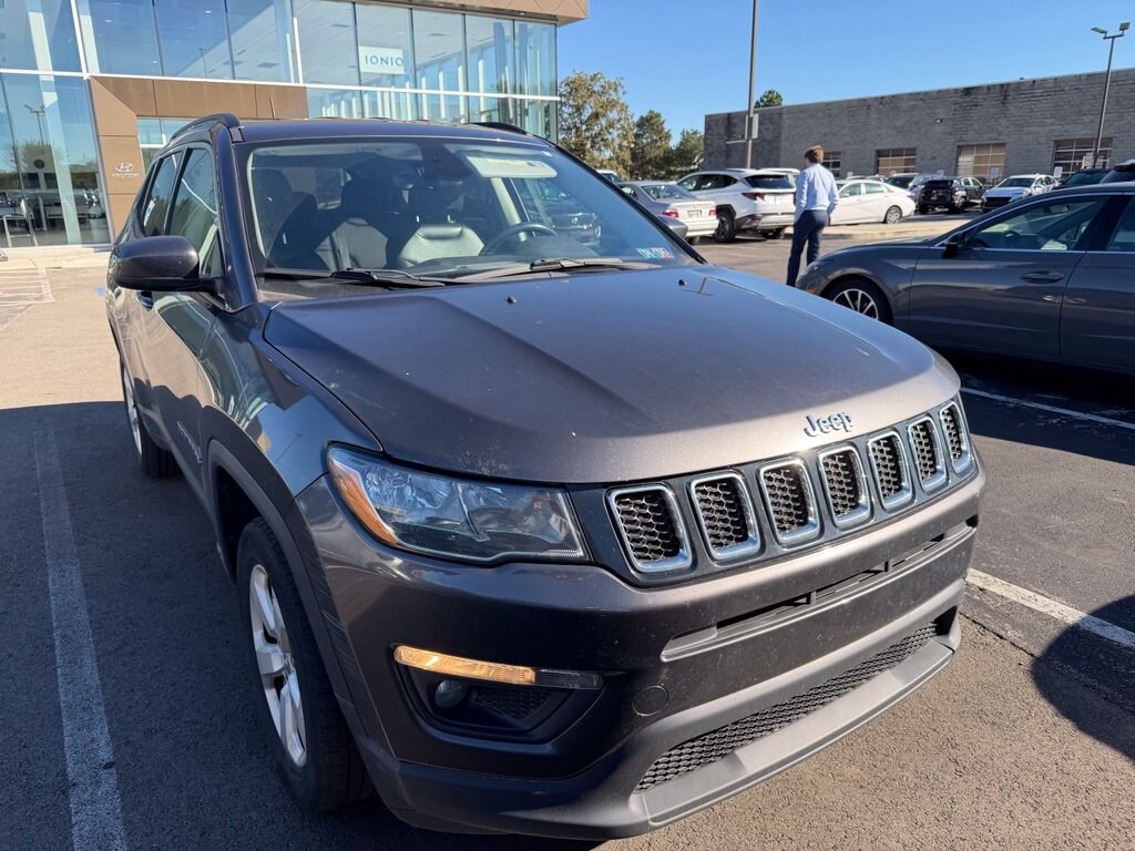 Used 2018 Jeep Compass Latitude 4x4 SUV