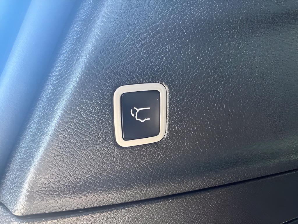 2025 Chrysler Pacifica Limited - Photo 11