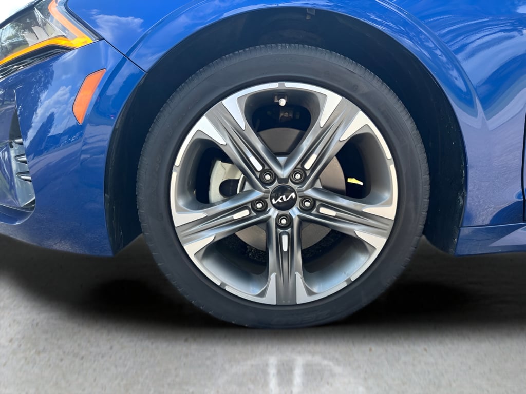 2024 Kia K5 EX - Photo 31