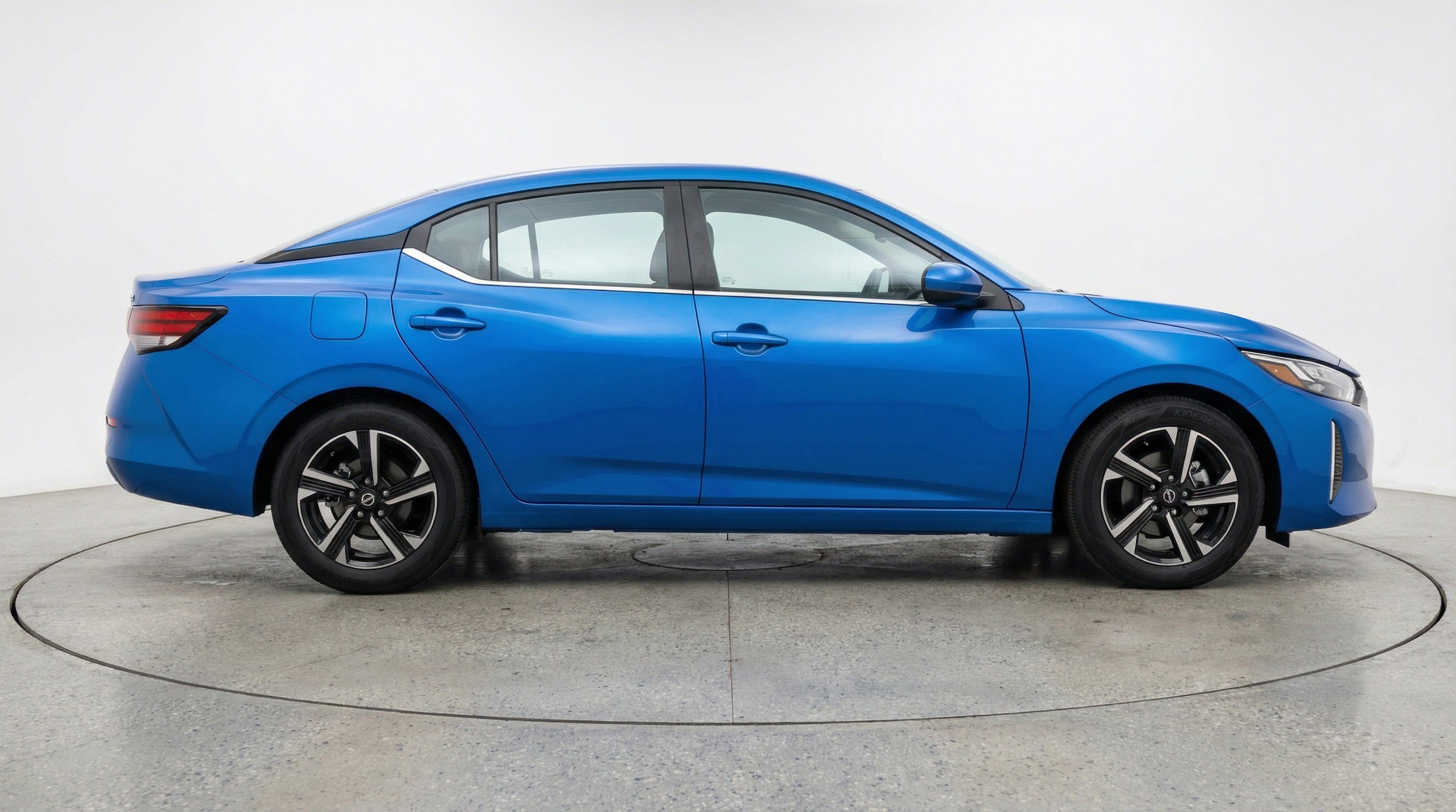 Thumbnail: 2025 Nissan Sentra - 10