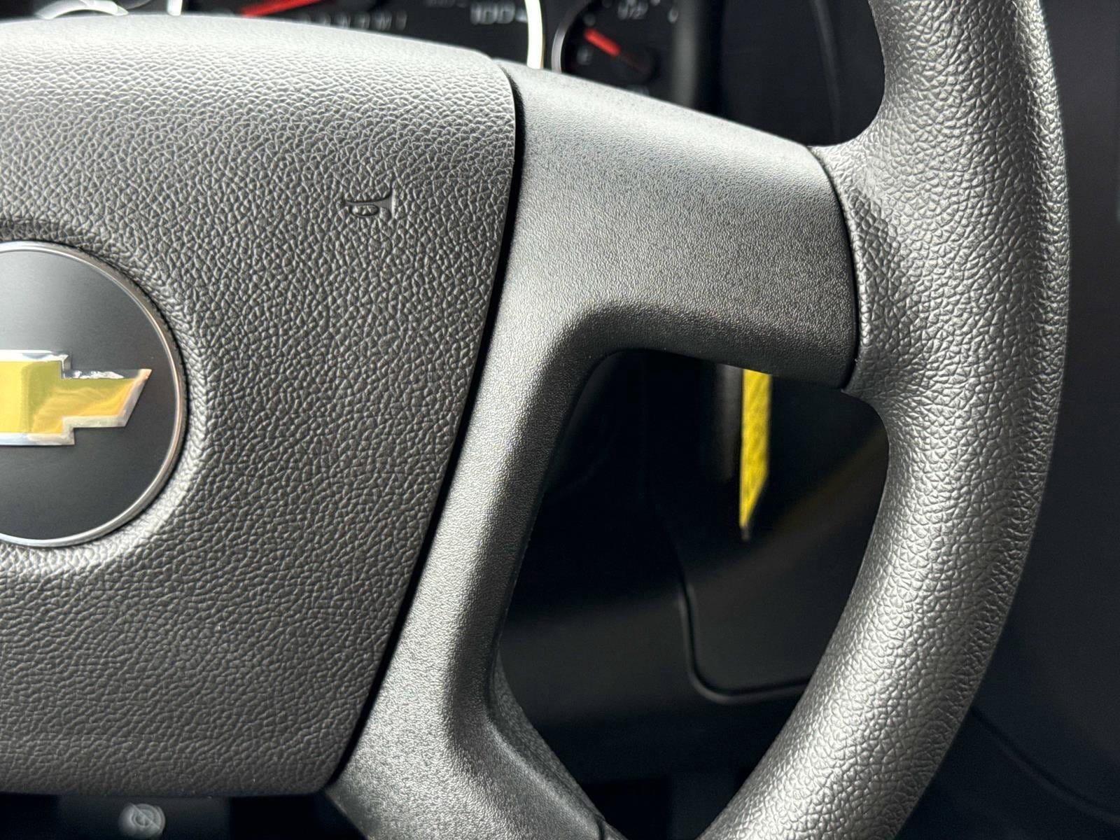 2026 Chevrolet Express Cargo Work Van - Photo 6