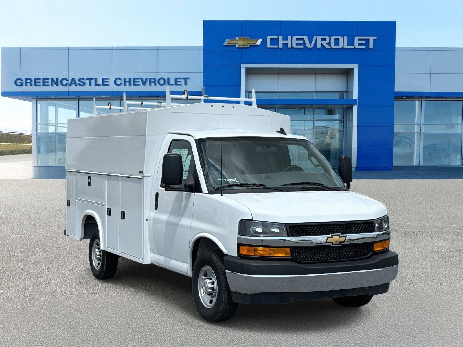 2025 Chevrolet Express Cutaway