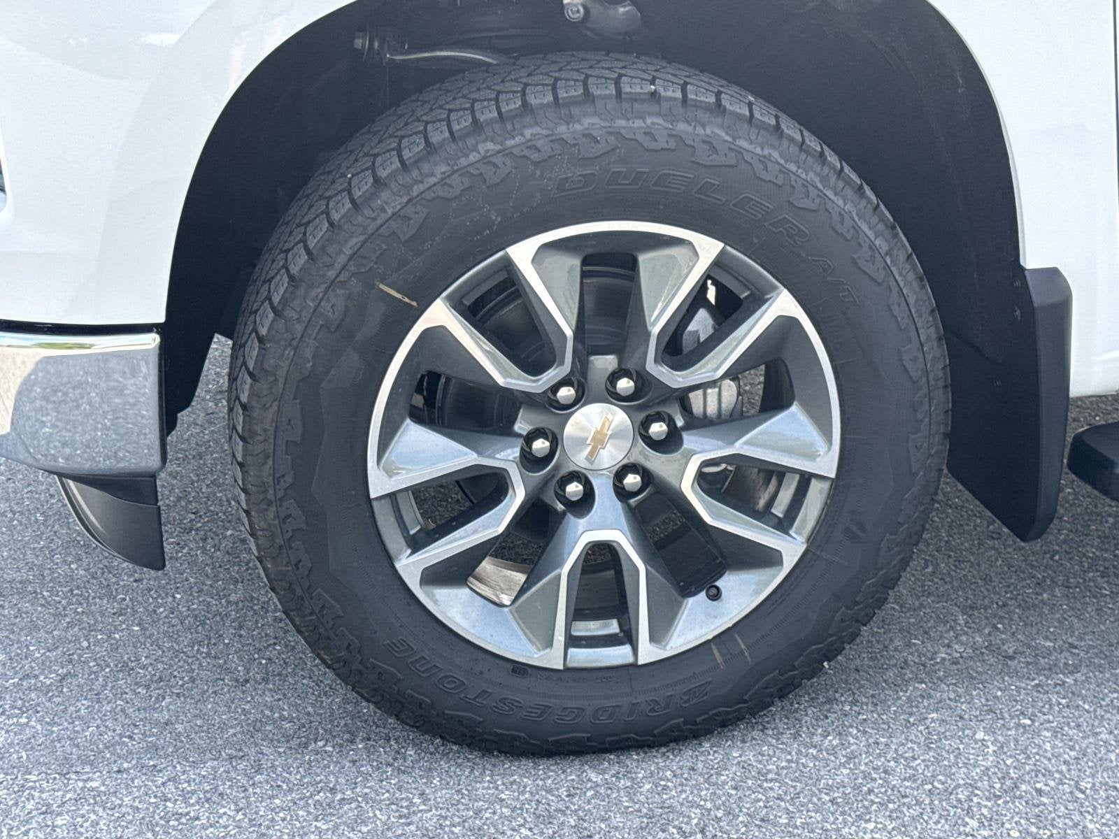 2026 Chevrolet Silverado 1500 LT - Photo 17