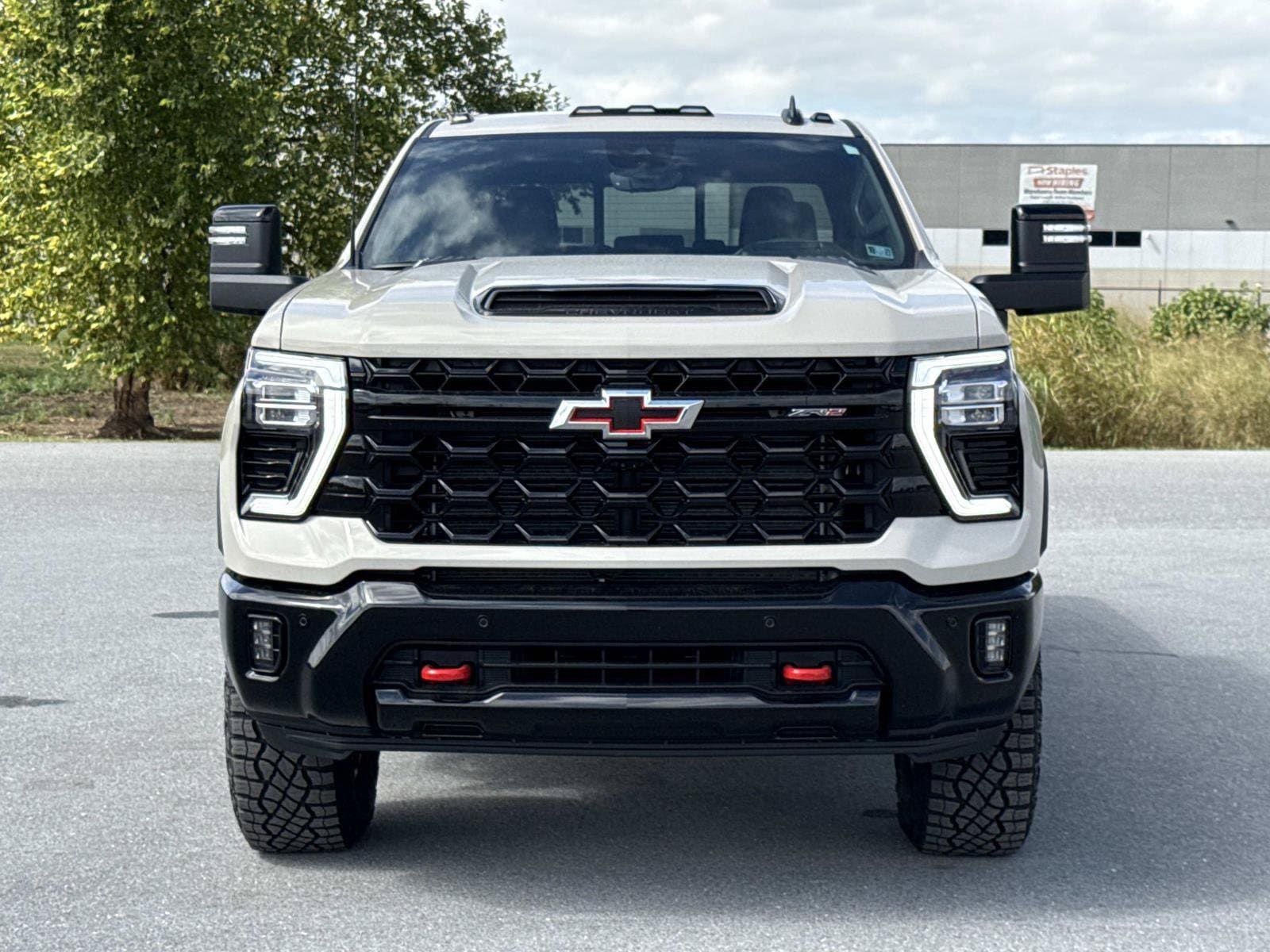 2026 Chevrolet Silverado 2500 HD ZR2 - Photo 16