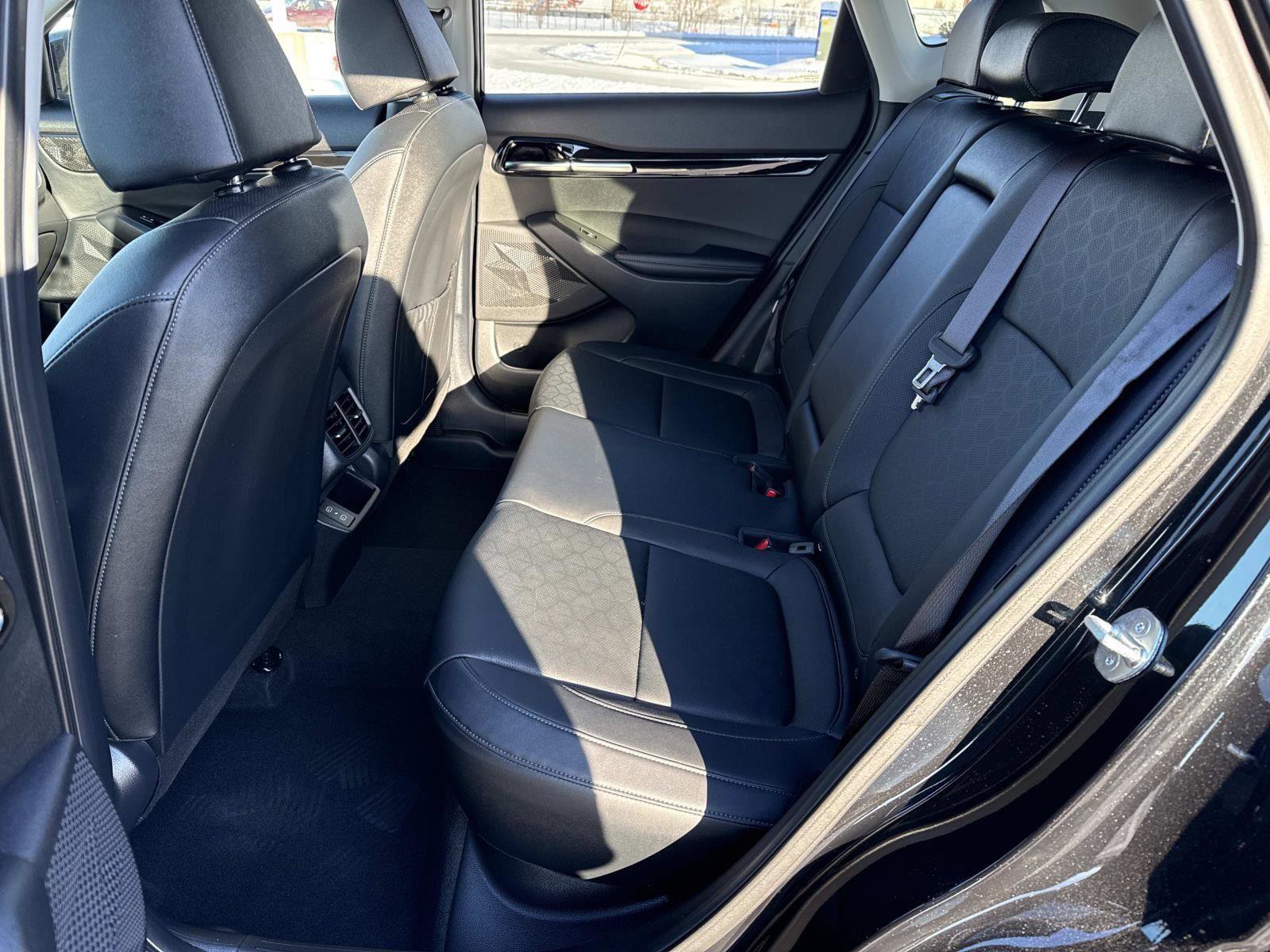 2024 Kia Seltos EX - Photo 23