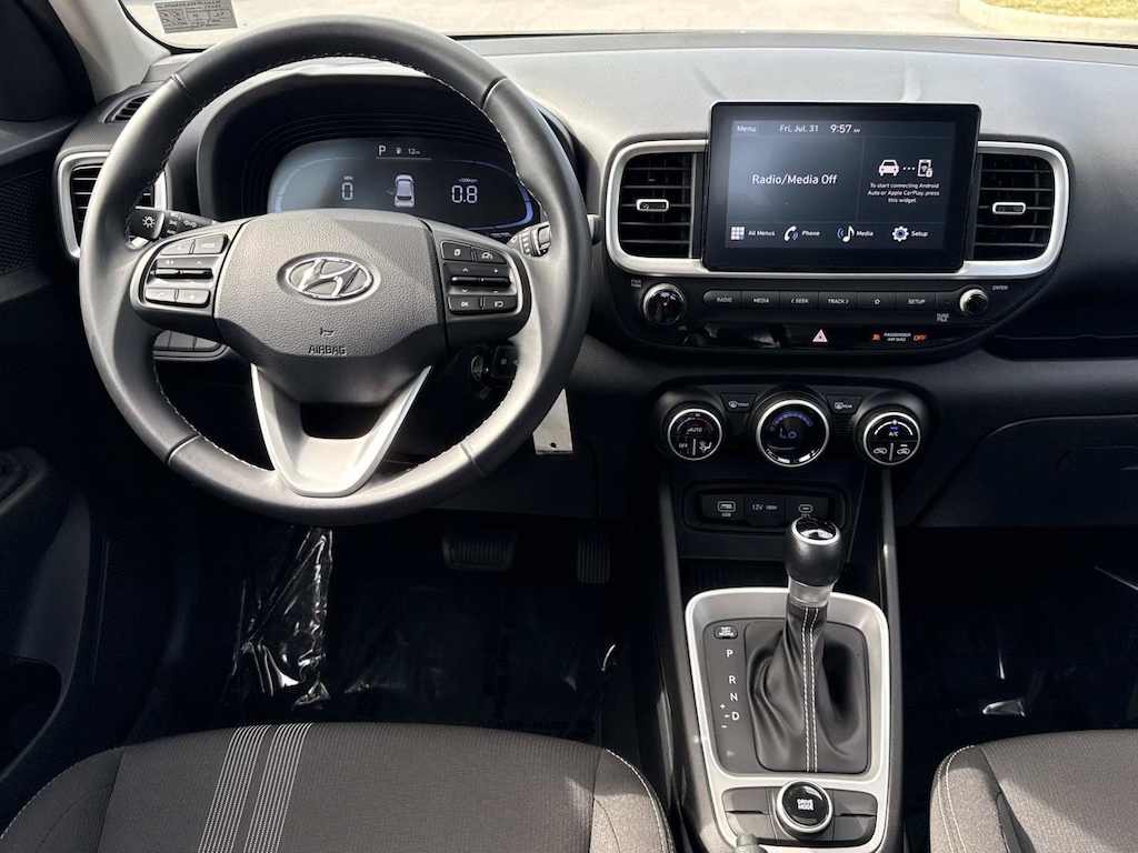 Used 2023 Hyundai Venue SEL